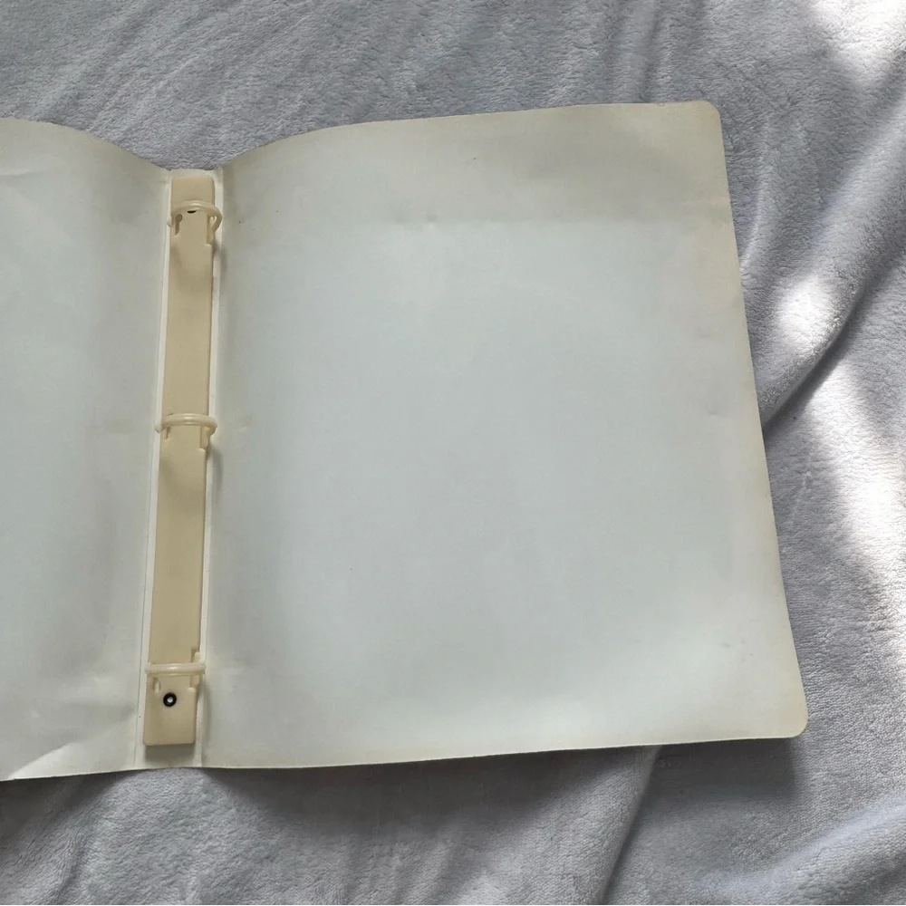 Vintage‎ 1977 Colad Horses Flexiprint Folder ¾” Binder Buffalo NY USA